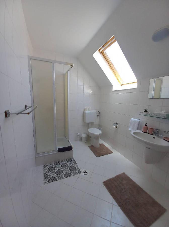 Family Panzio Zalakaros Bed & Breakfast Екстериор снимка